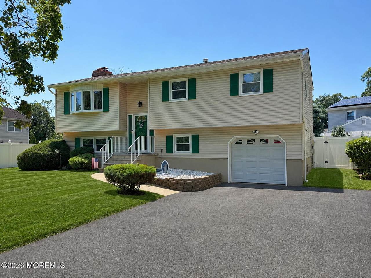932 Alden Drive - Photo 1
