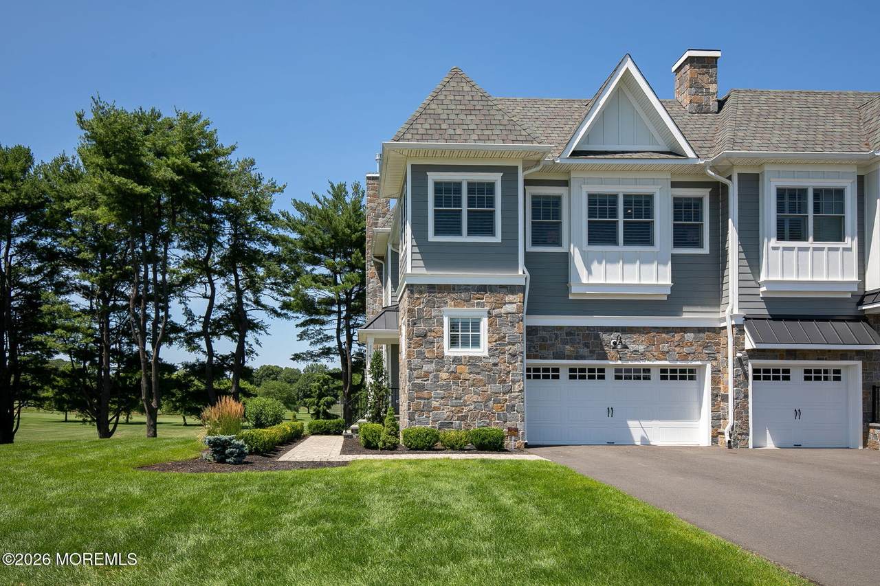 114 Eagle Way - Photo 1