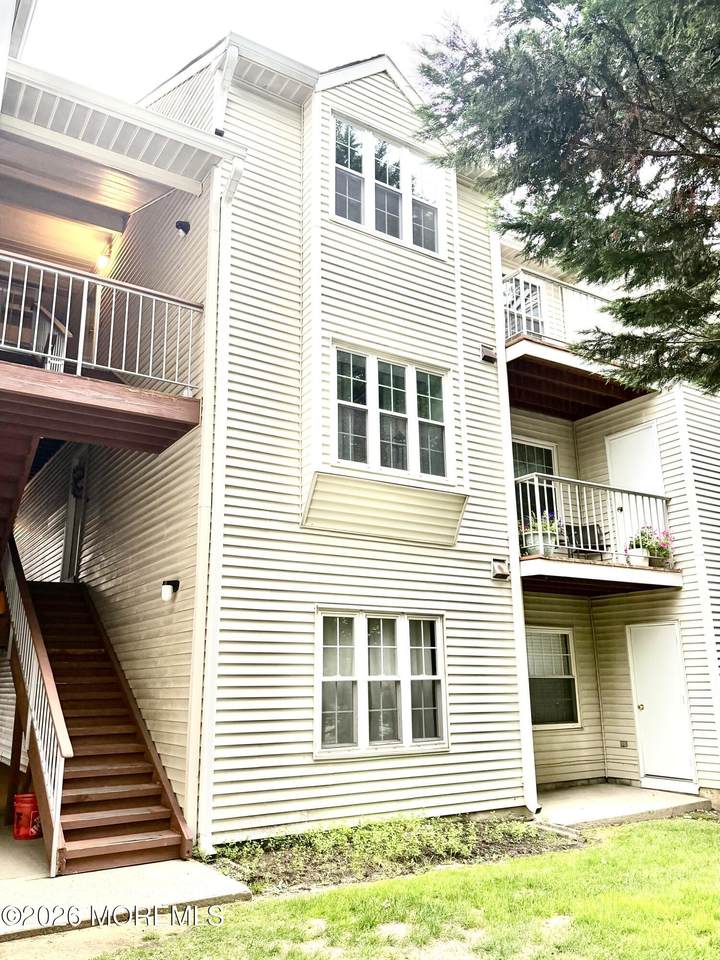 231 Atlantic Street - Photo 1