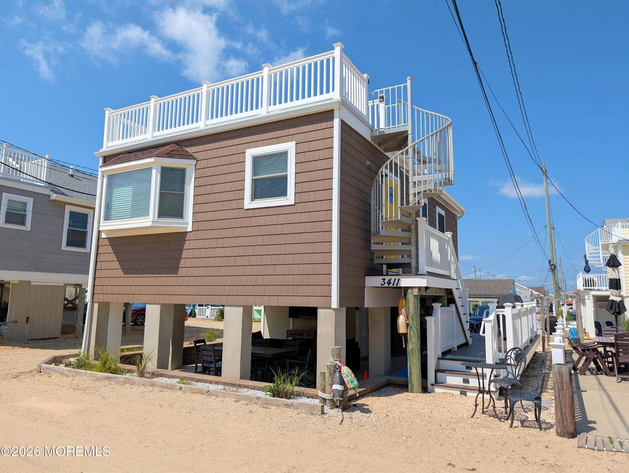3411 Seaview Road - Photo 1