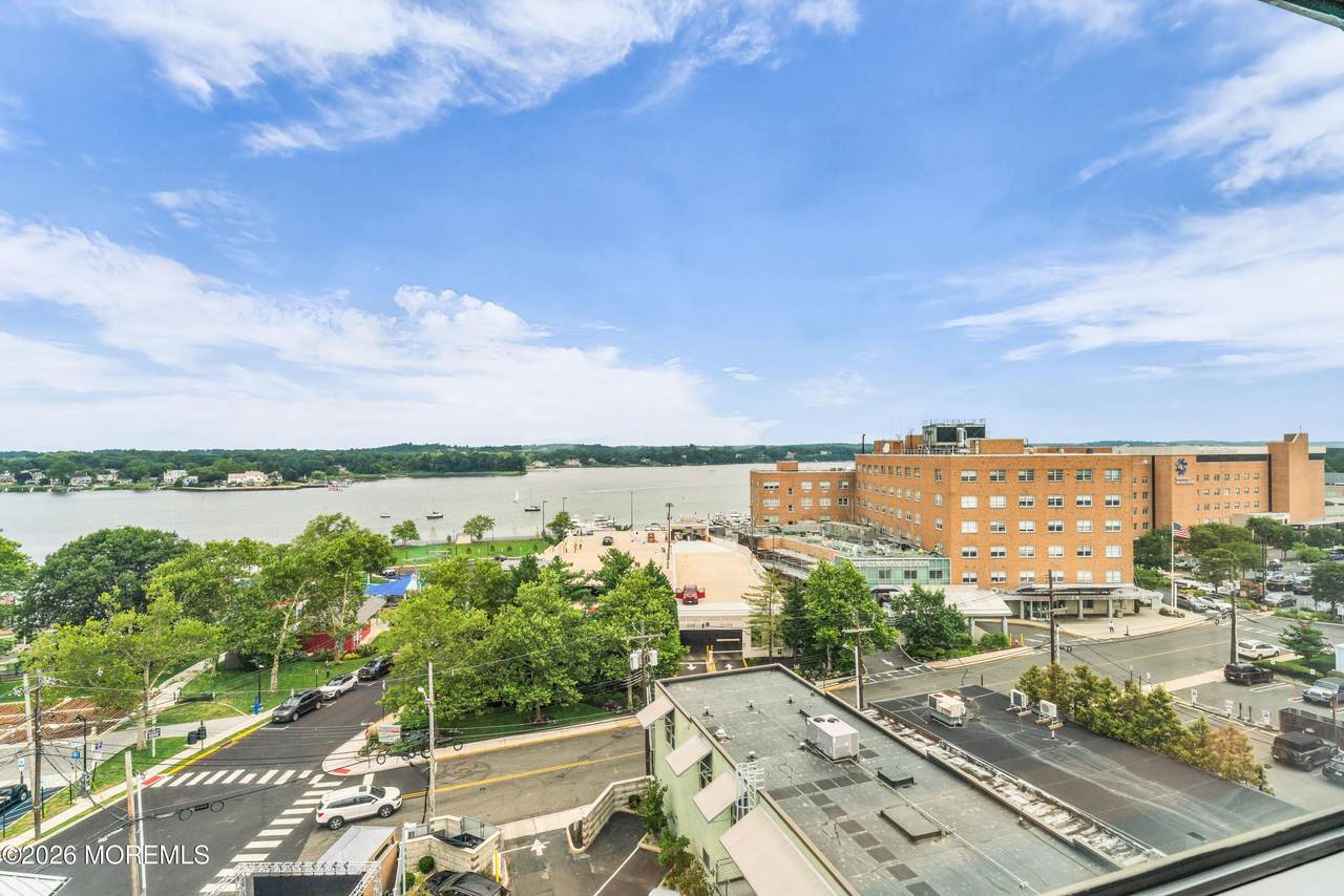 21 Front Street - Photo 1