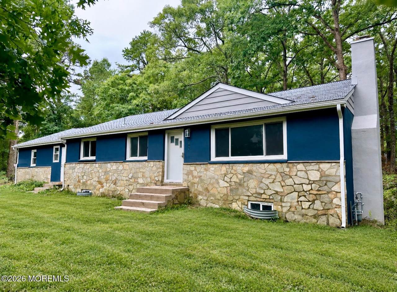 135 Main Street - Photo 1