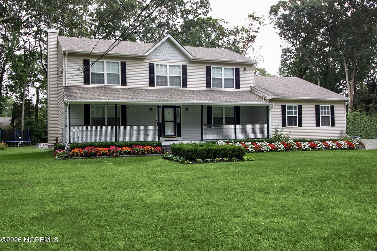 25 Shenandoah Avenue - Photo 1