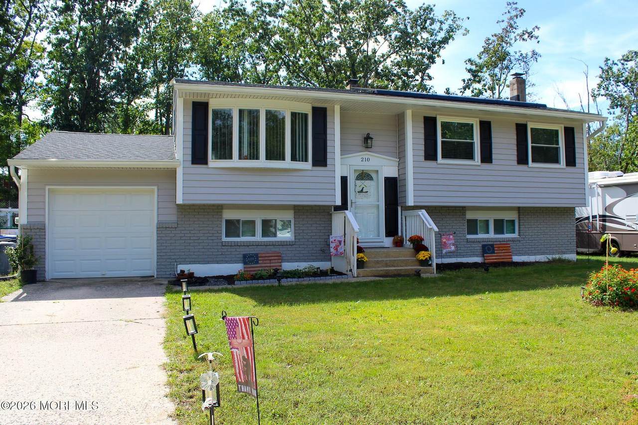 210 Montana Trail - Photo 1