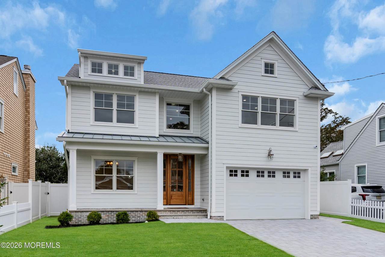 650 Delaware Avenue - Photo 1