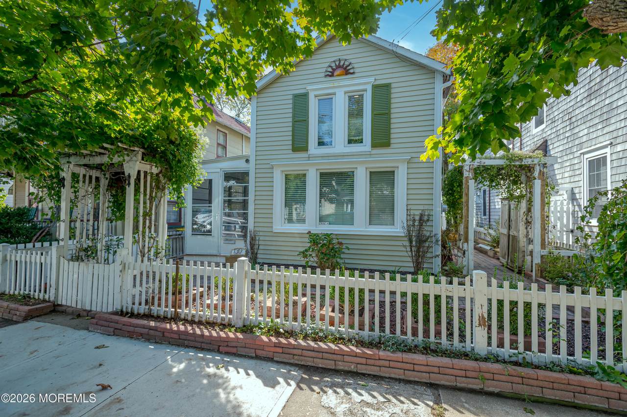 130 Heck Avenue - Photo 1