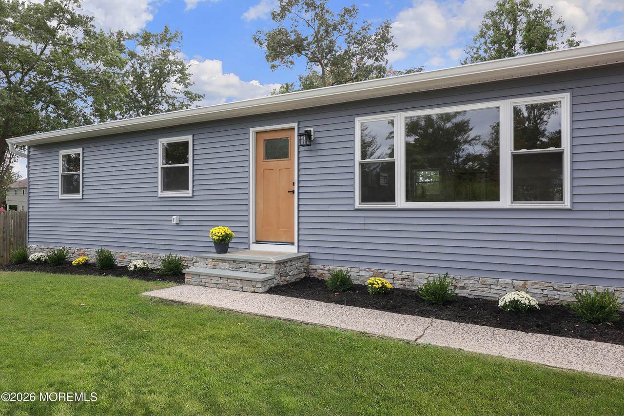 1703 Whitcomb Road - Photo 1
