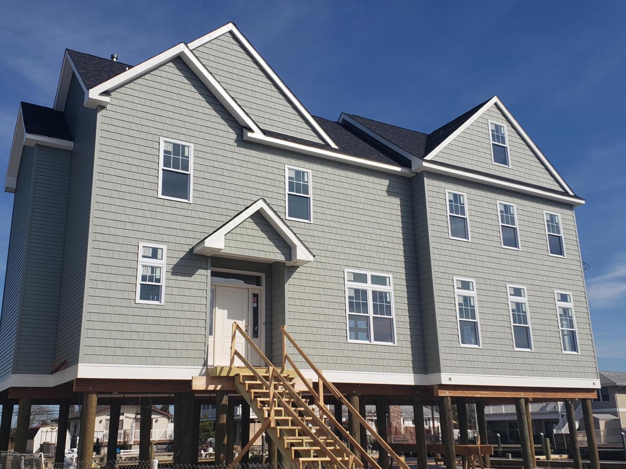 28 Navarra Drive - Photo 1