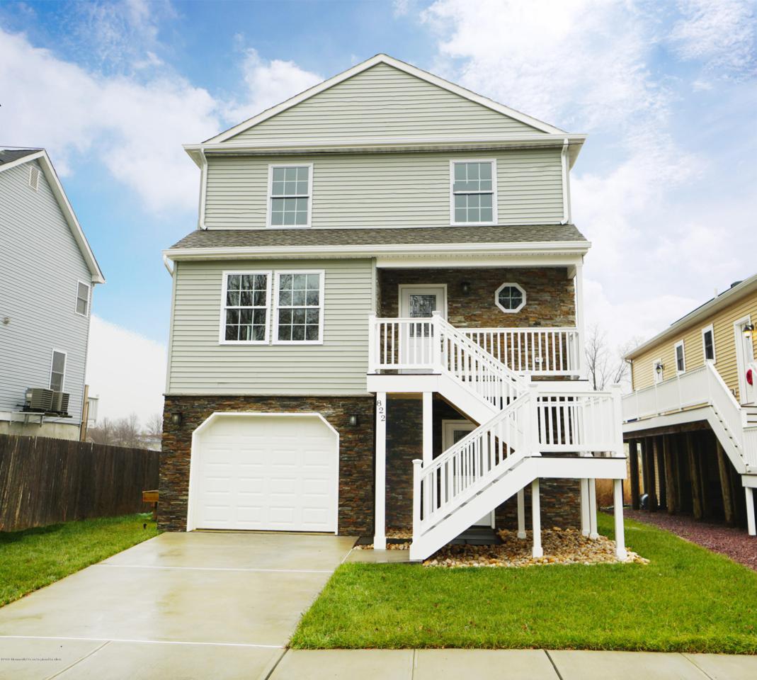 822 Jersey Avenue - Photo 1