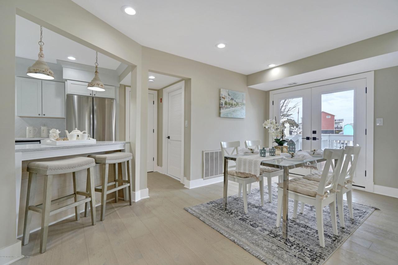 2 Drake Drive - Photo 1