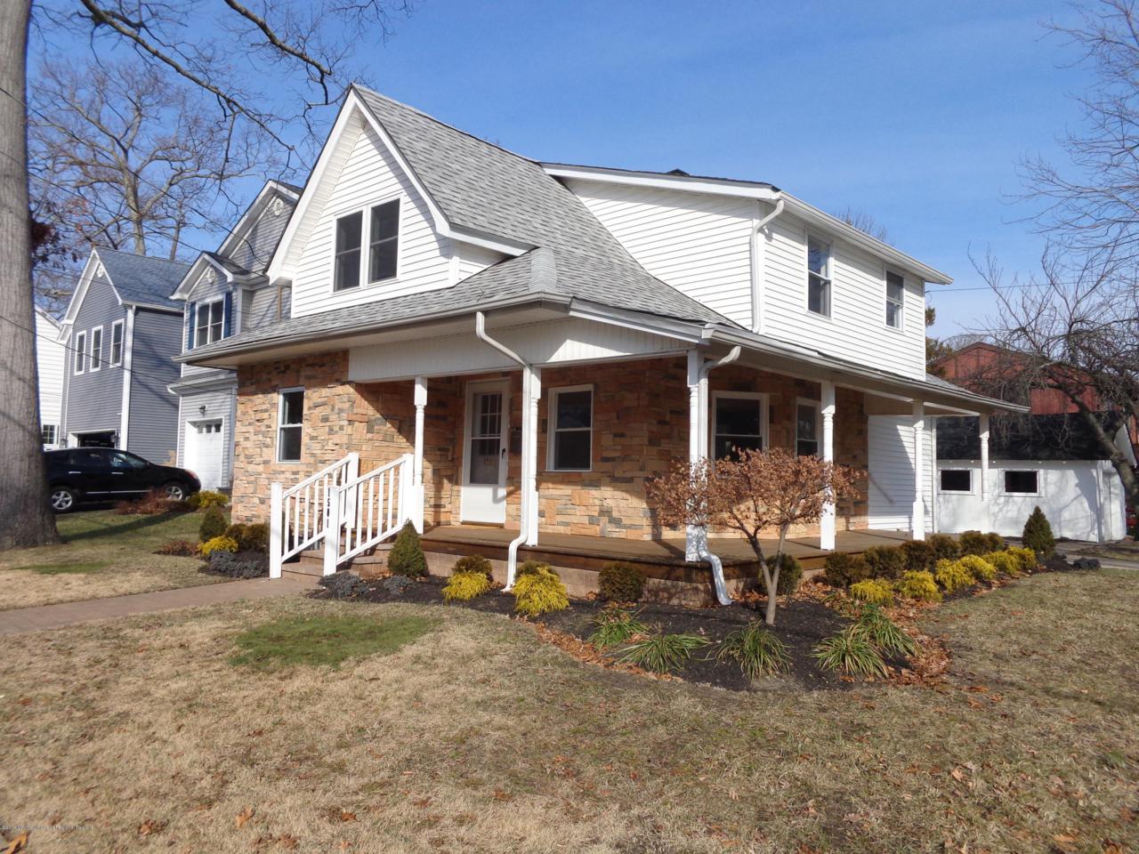 1501 Sunset Avenue - Photo 1