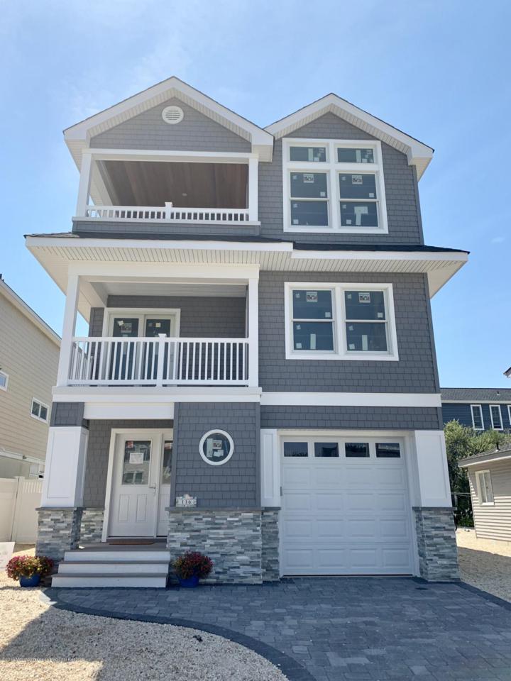 116 Lillie Avenue - Photo 1