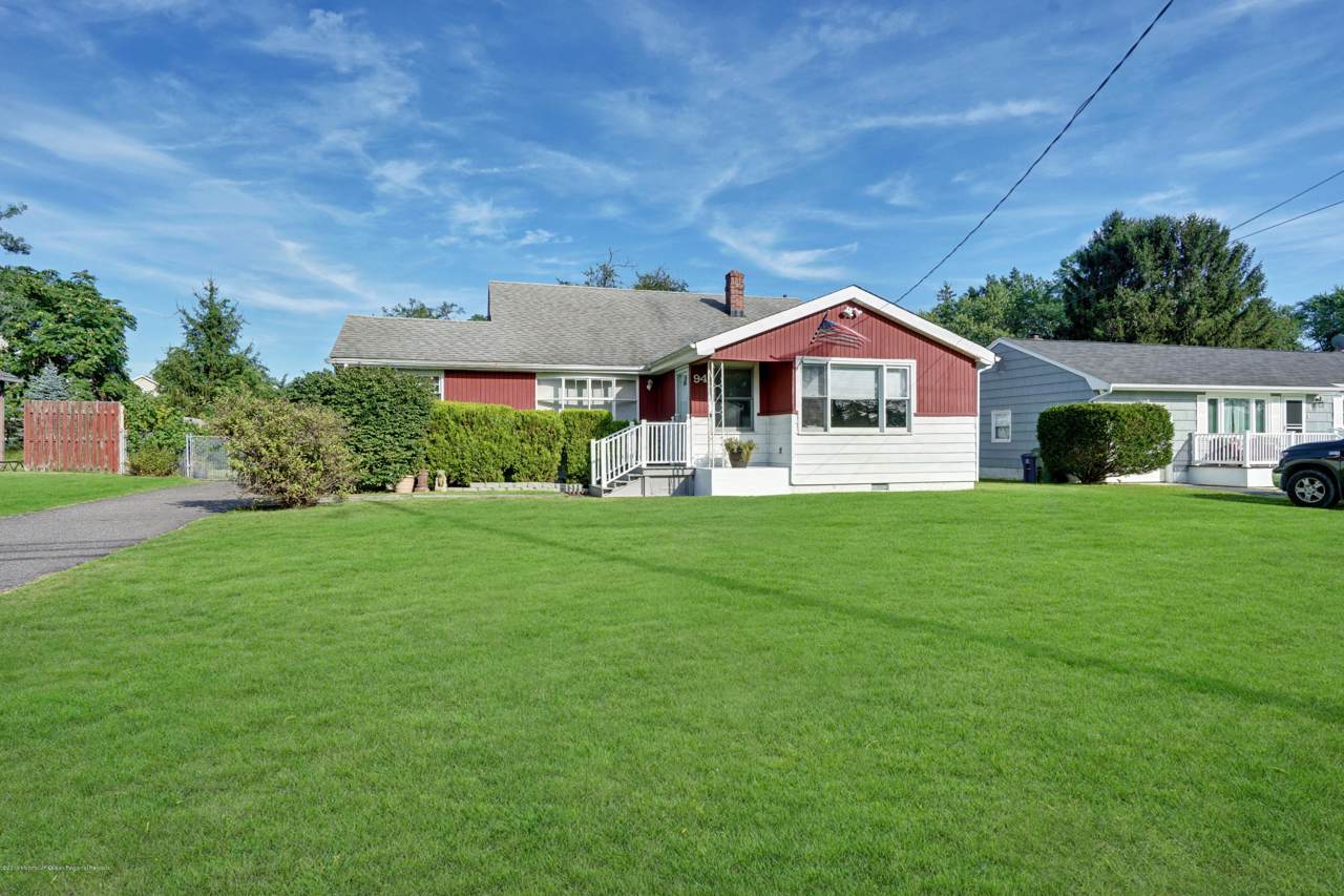 94 Grant Avenue - Photo 1