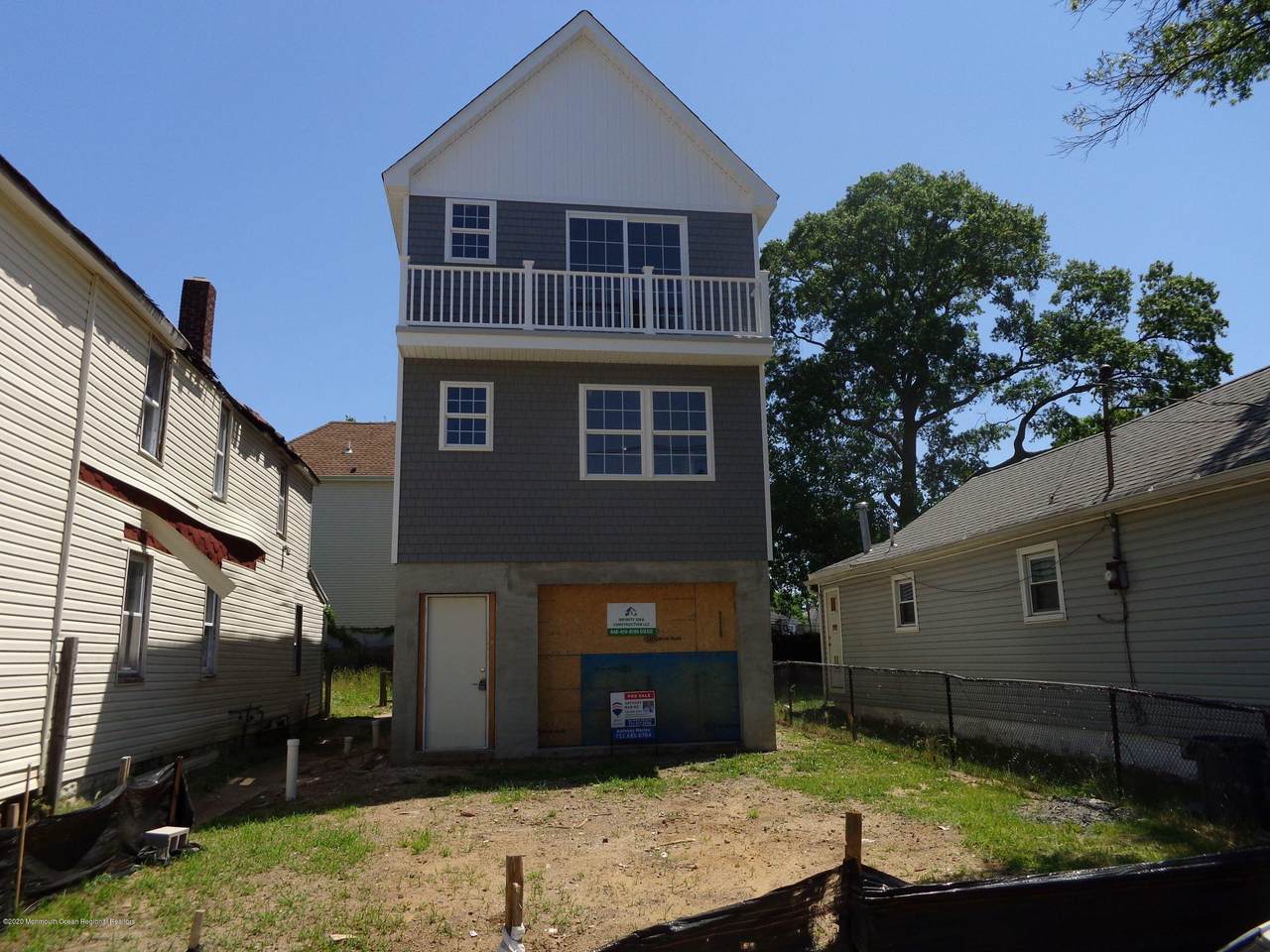 92 Raritan Avenue - Photo 1