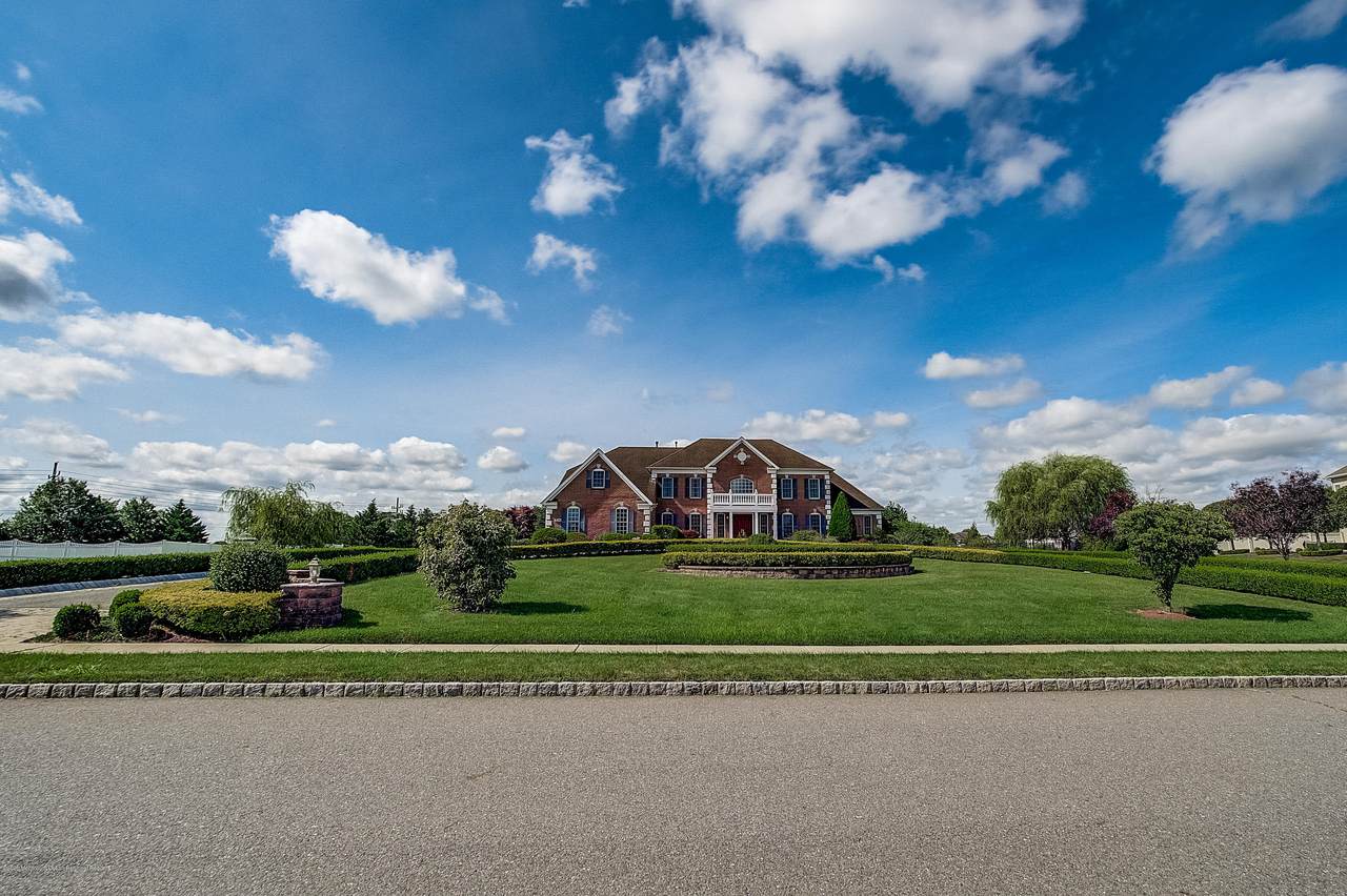 534 Equinox Lane - Photo 1