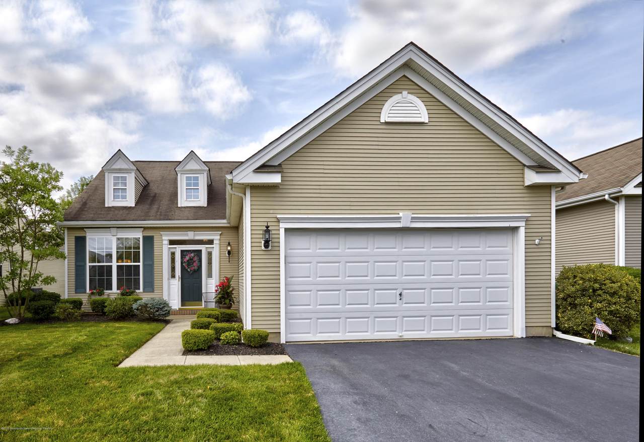 26 Betsy Ross Drive - Photo 1
