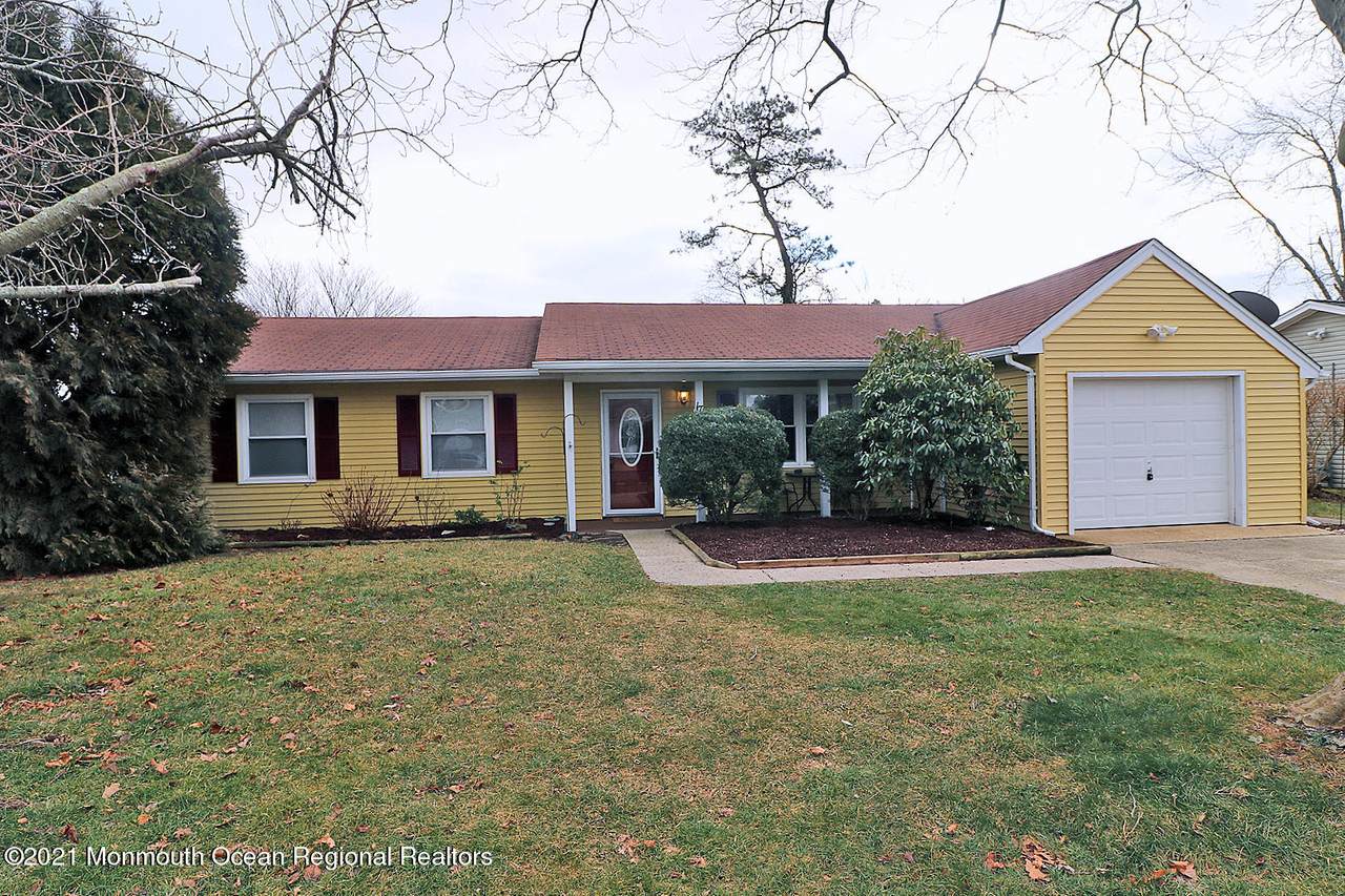 17 Denville Street - Photo 1