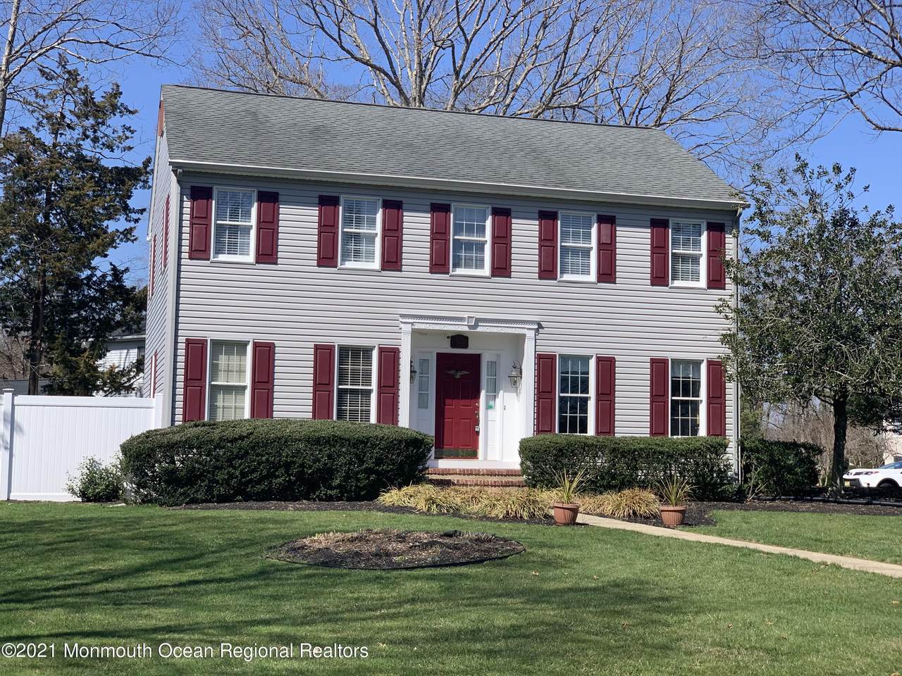 530 Ilexberry Lane - Photo 1