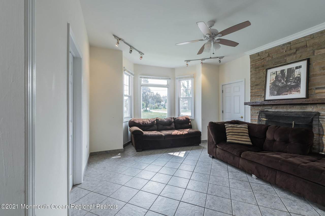 111 Branchport Avenue - Photo 1