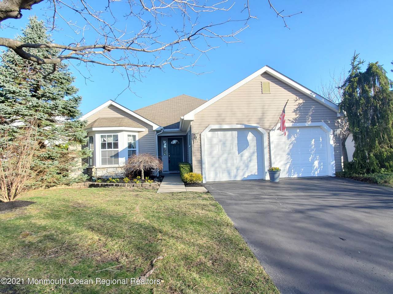 175 Skyline Drive - Photo 1