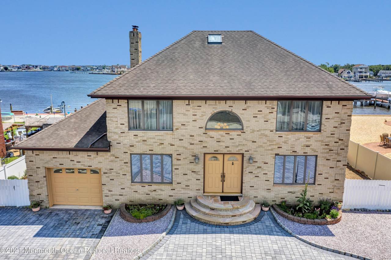27 Antiqua Avenue - Photo 1