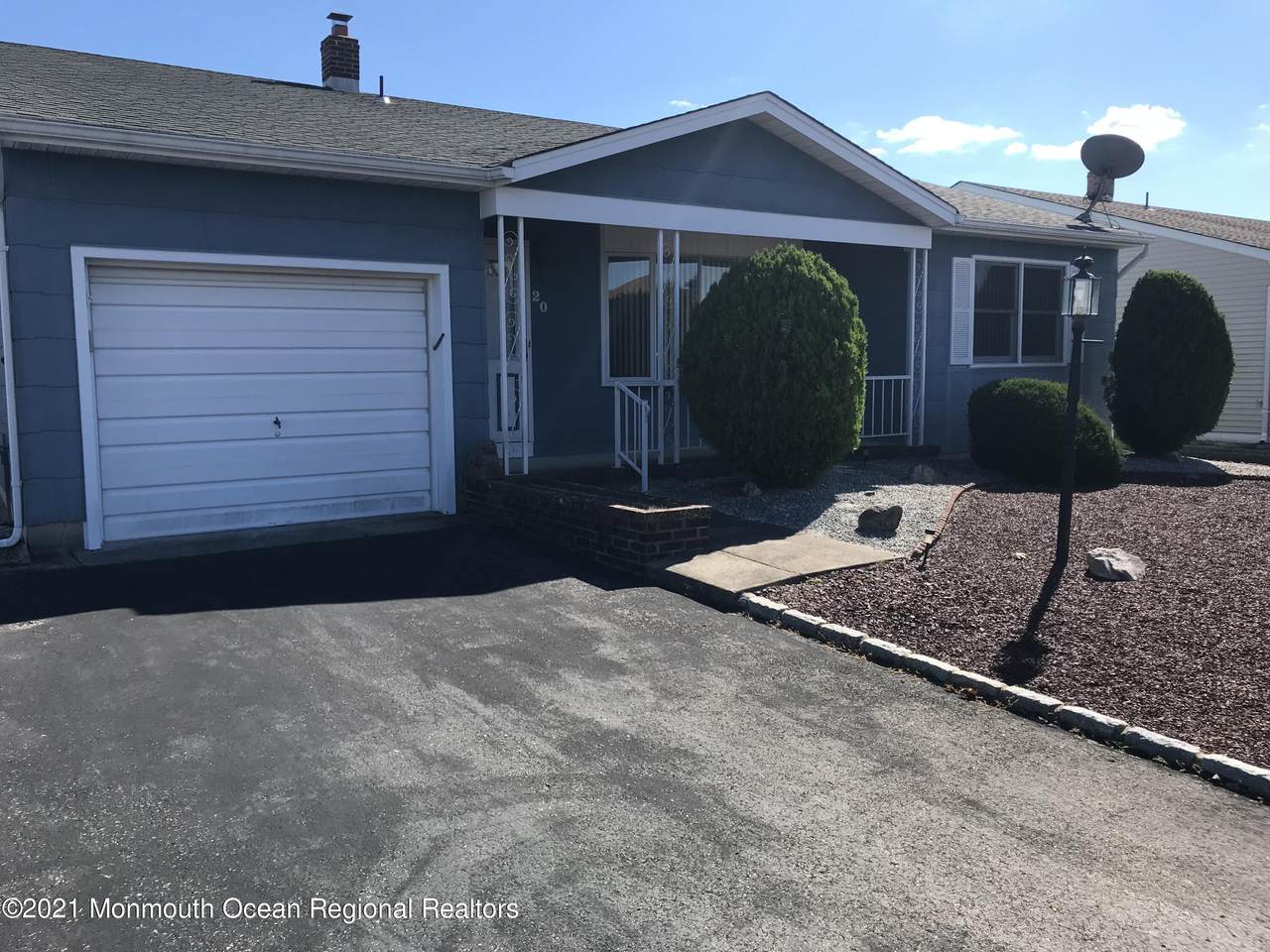 20 Mapleton Road - Photo 1