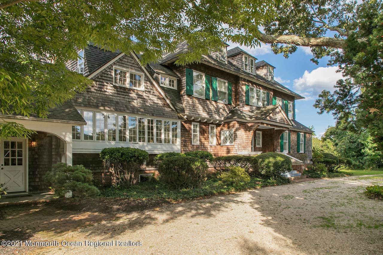 9 Black Point Horseshoe - Photo 1