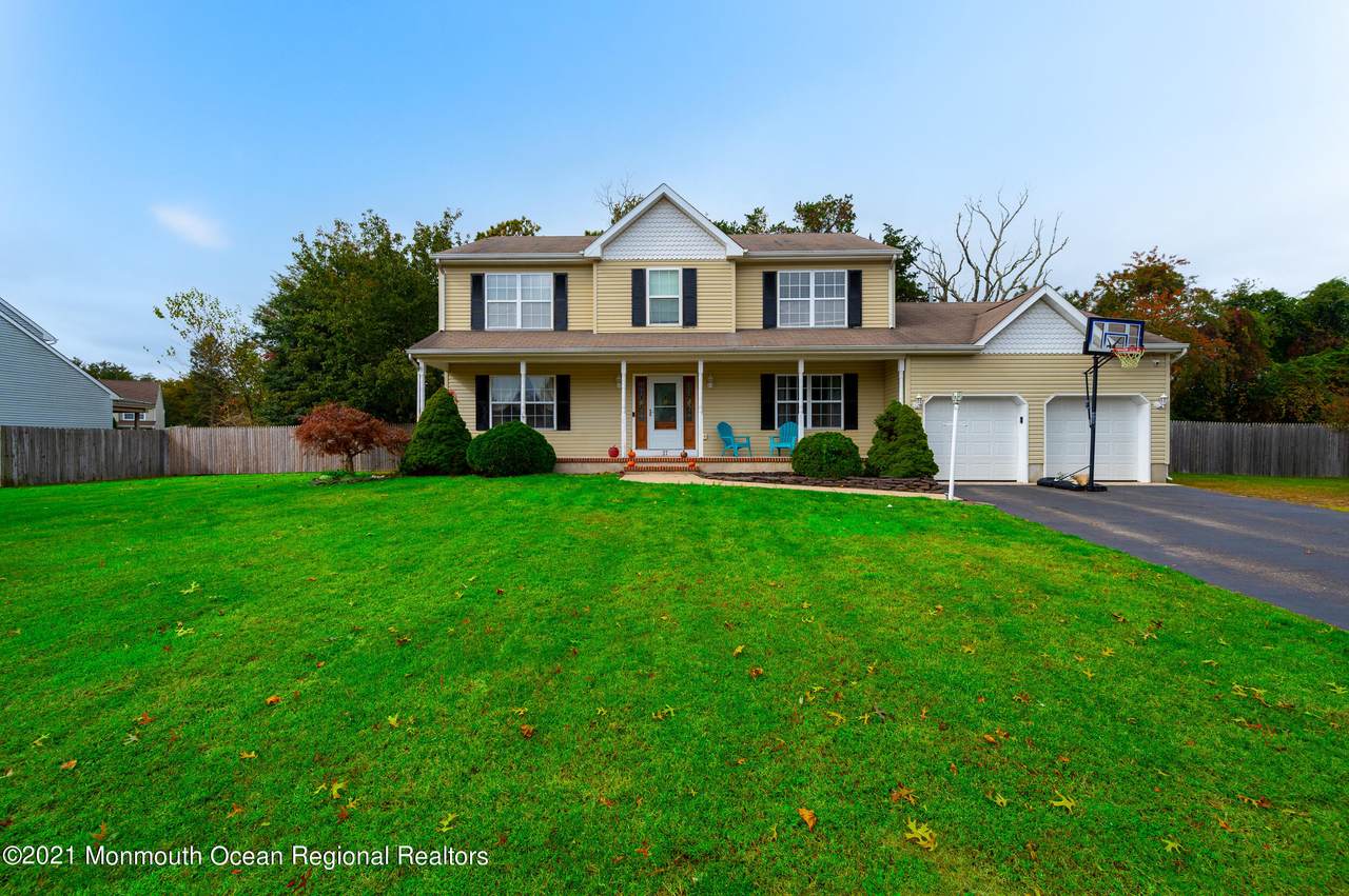 27 Jacqueline Court - Photo 1