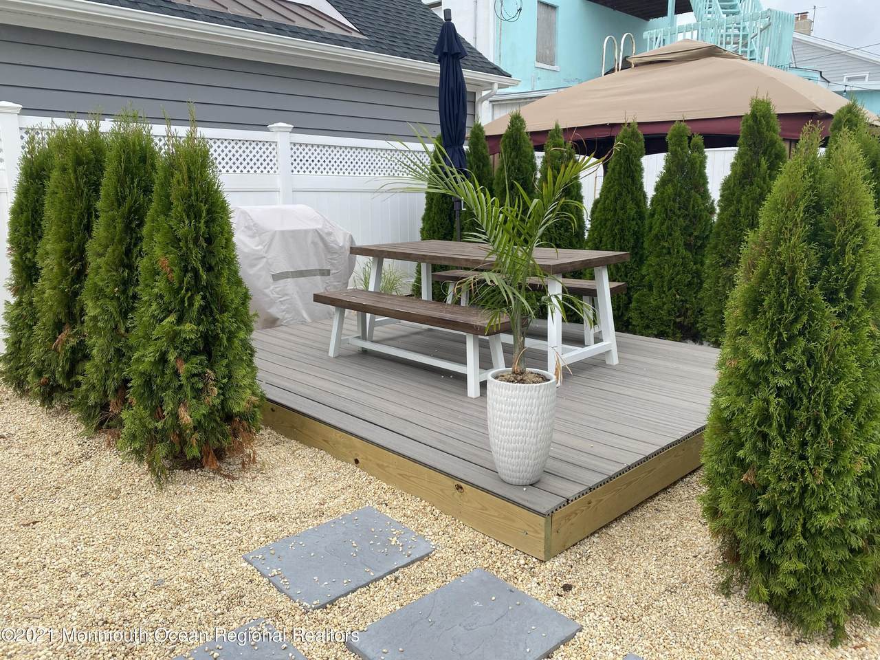 402 A Street - Photo 1