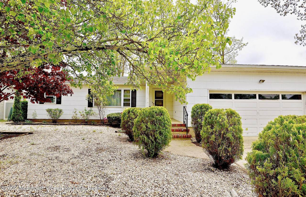 925 Clifton Street - Photo 1