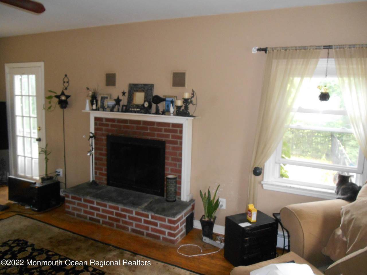 1 Lakeside Drive - Photo 1