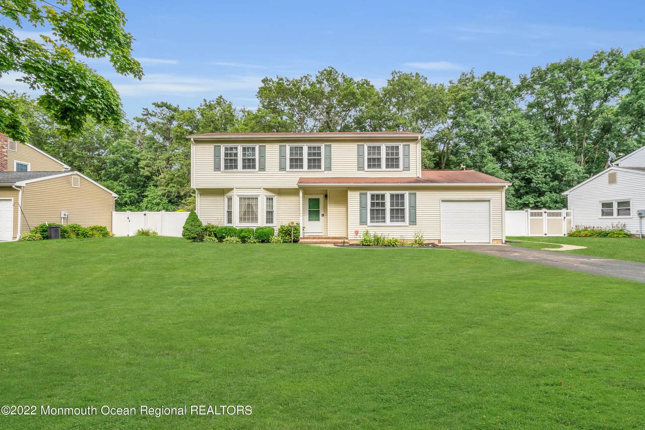 220 Brandon Road - Photo 1