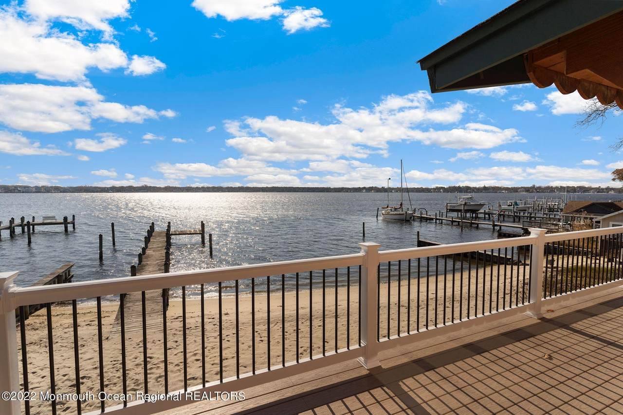 565 Princeton Avenue - Photo 1