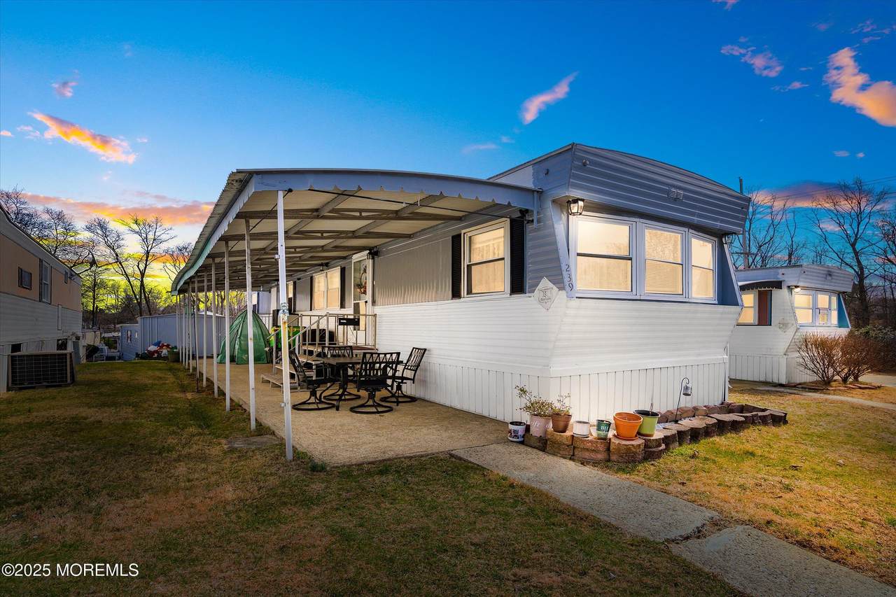 239 Lane C - Photo 1