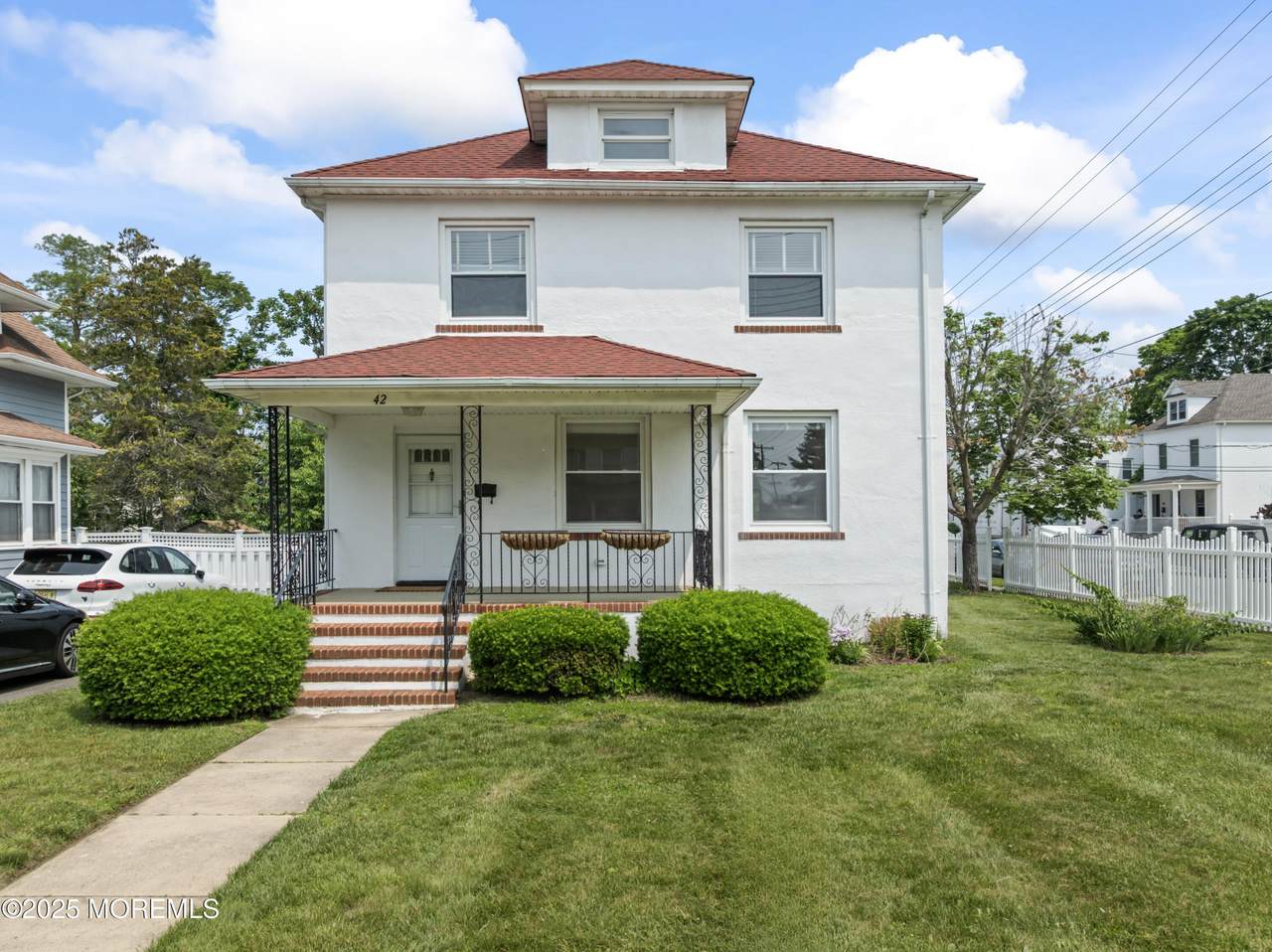 42 Chestnut Street - Photo 1