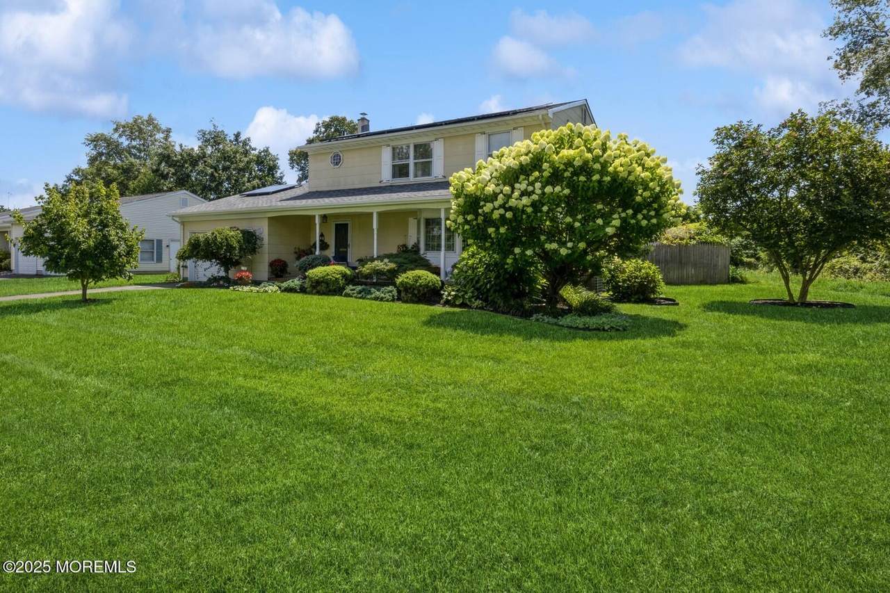 308 Tradewinds Avenue - Photo 1