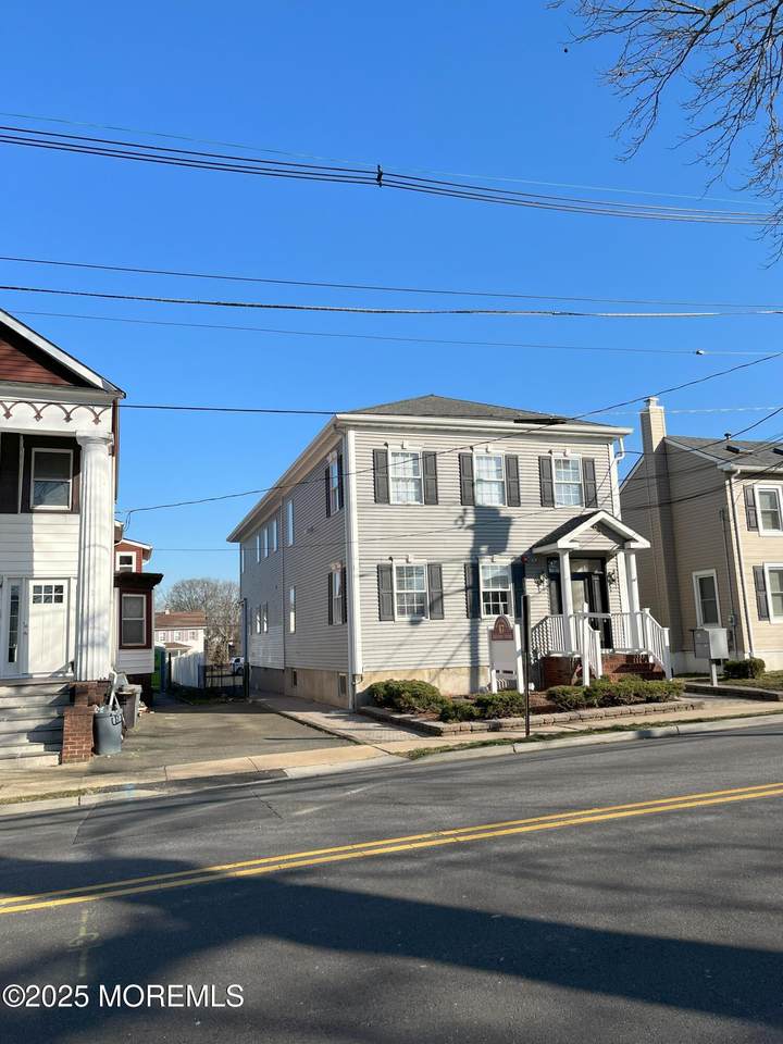 87 Main Street - Photo 1