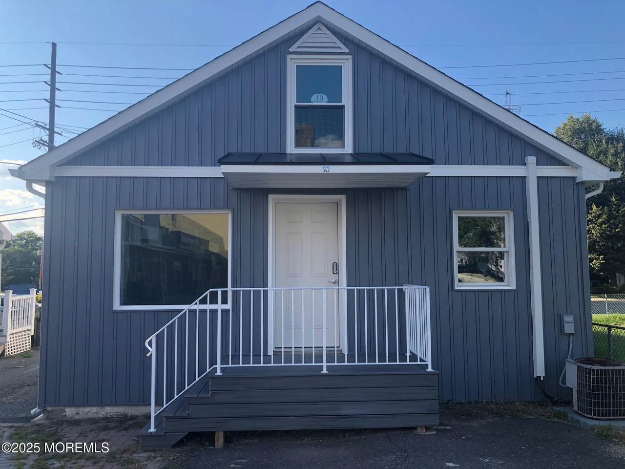 10 Throckmorton Avenue - Photo 1