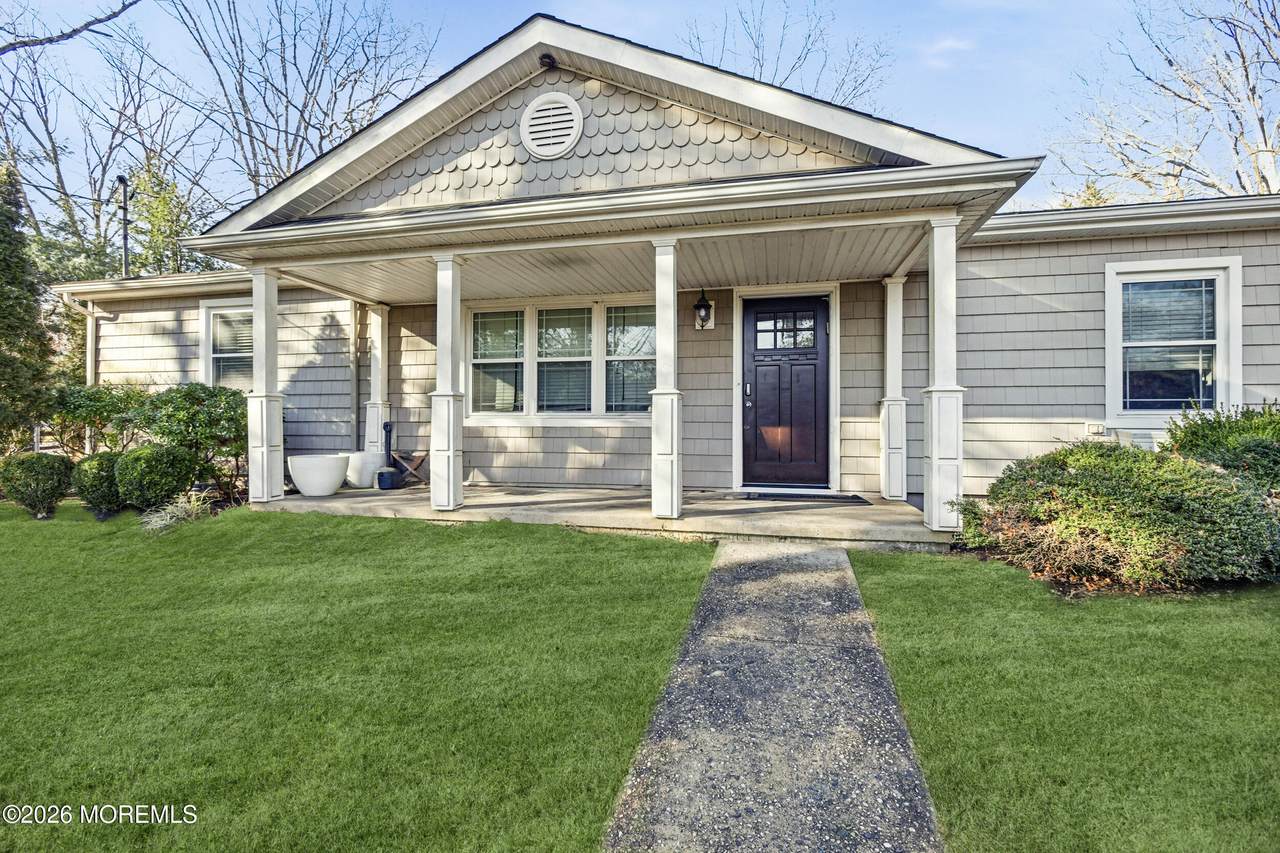 2146 Sachs Avenue - Photo 1