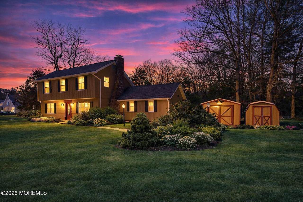 844 Miller Avenue - Photo 1