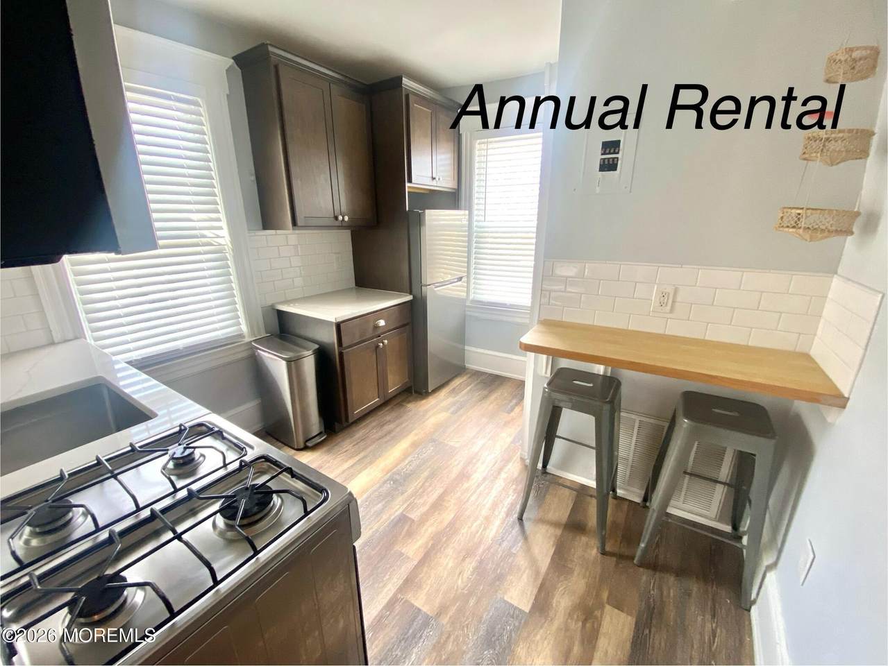 401 Main Street - Photo 1