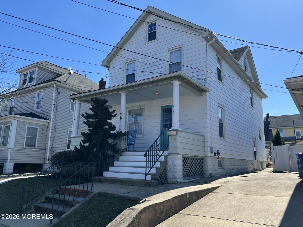 419 Gordon Street - Photo 1