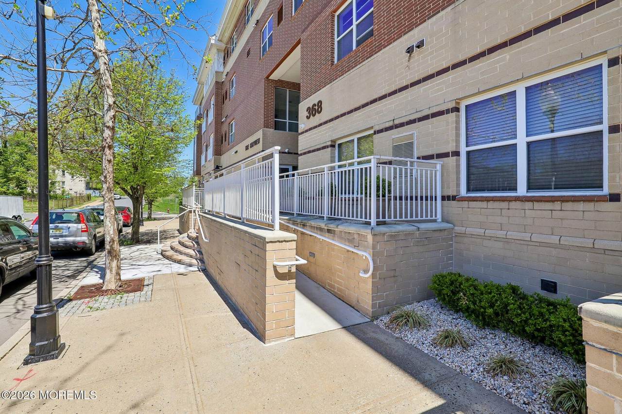 368 Rector Street - Photo 1