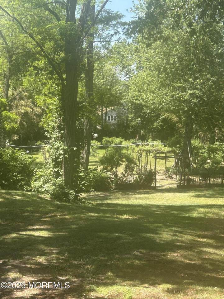 https://bt-photos.global.ssl.fastly.net/monmouth/1280_boomver_3_22612213-2.jpg