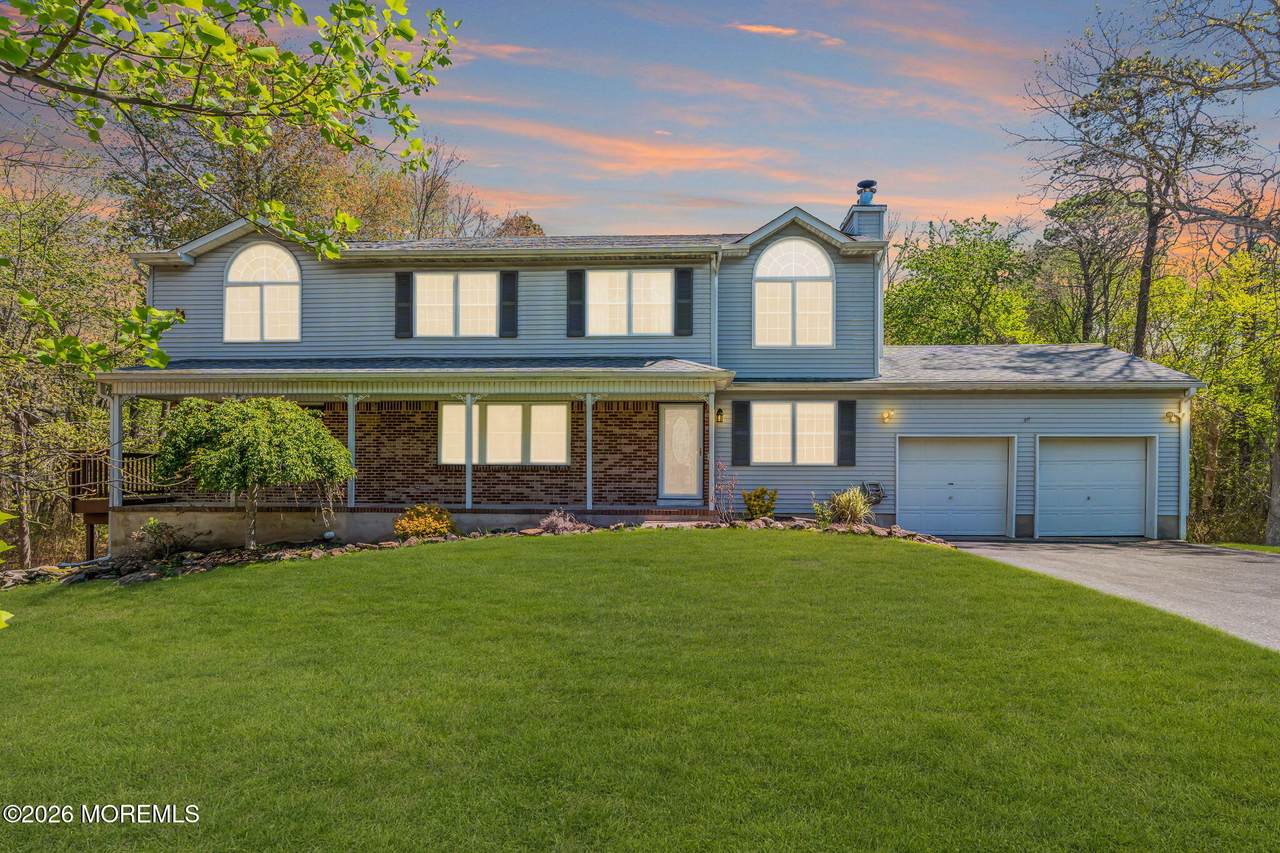 205 Frank Applegate Road - Photo 1