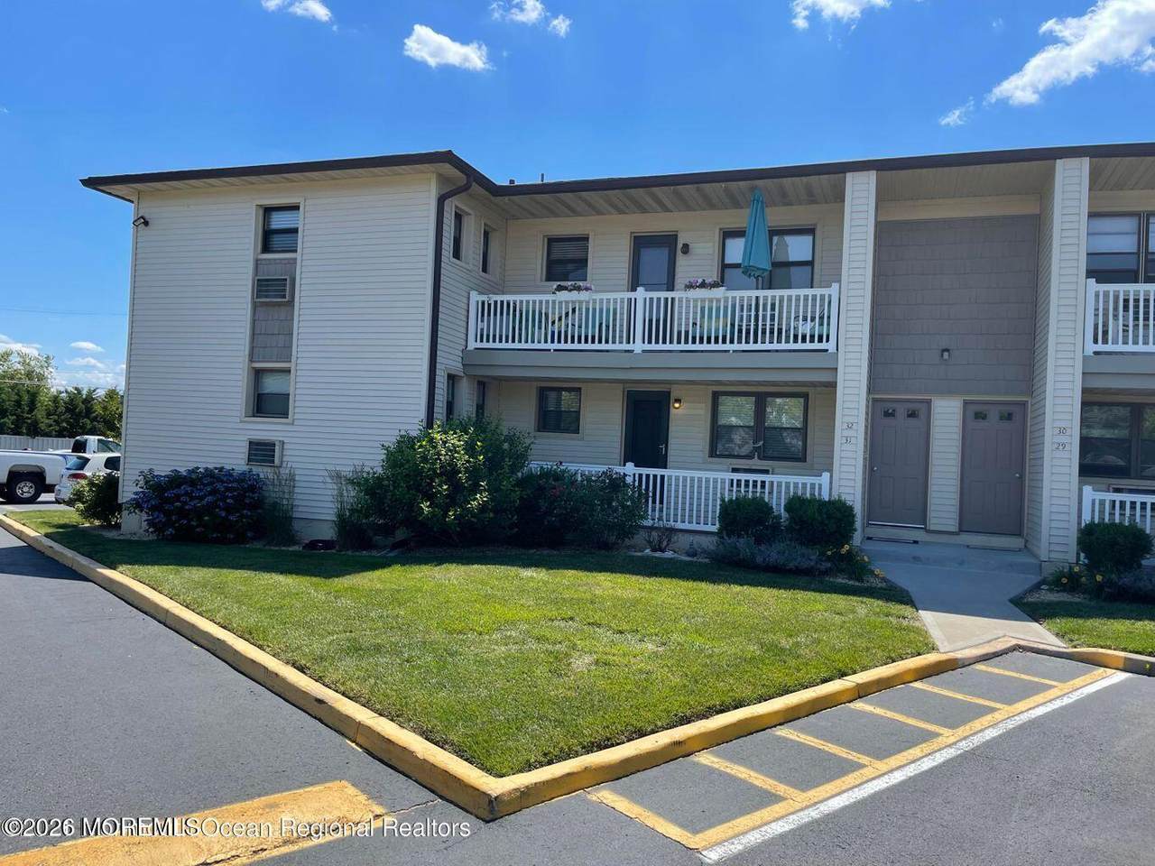 31 Wharfside Drive - Photo 1