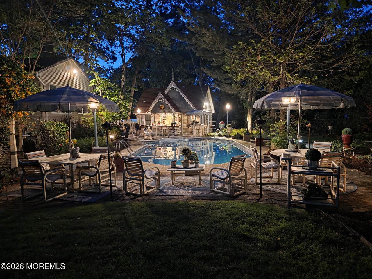 523 Pheasant Lane - Photo 1
