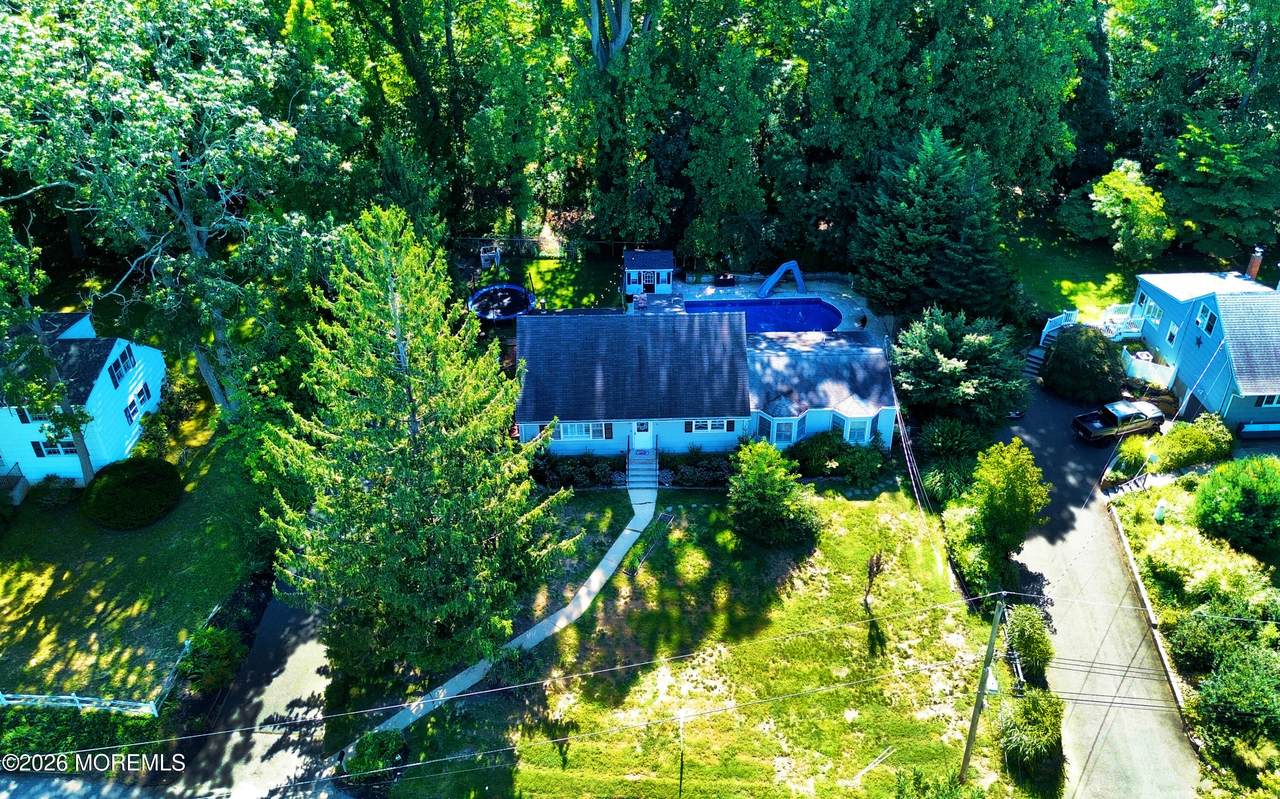 https://bt-photos.global.ssl.fastly.net/monmouth/1280_boomver_3_22625705-2.jpg