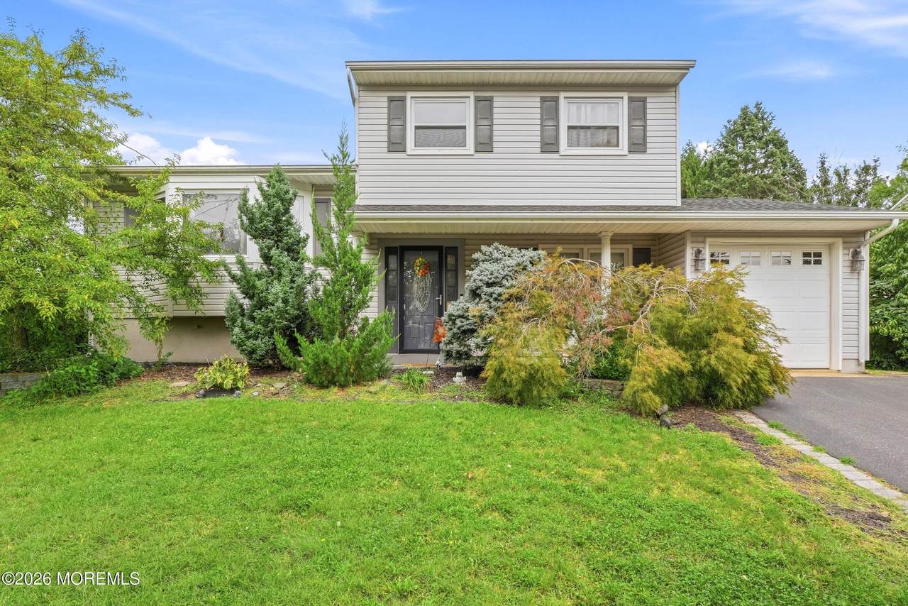 19 Barton Road - Photo 1