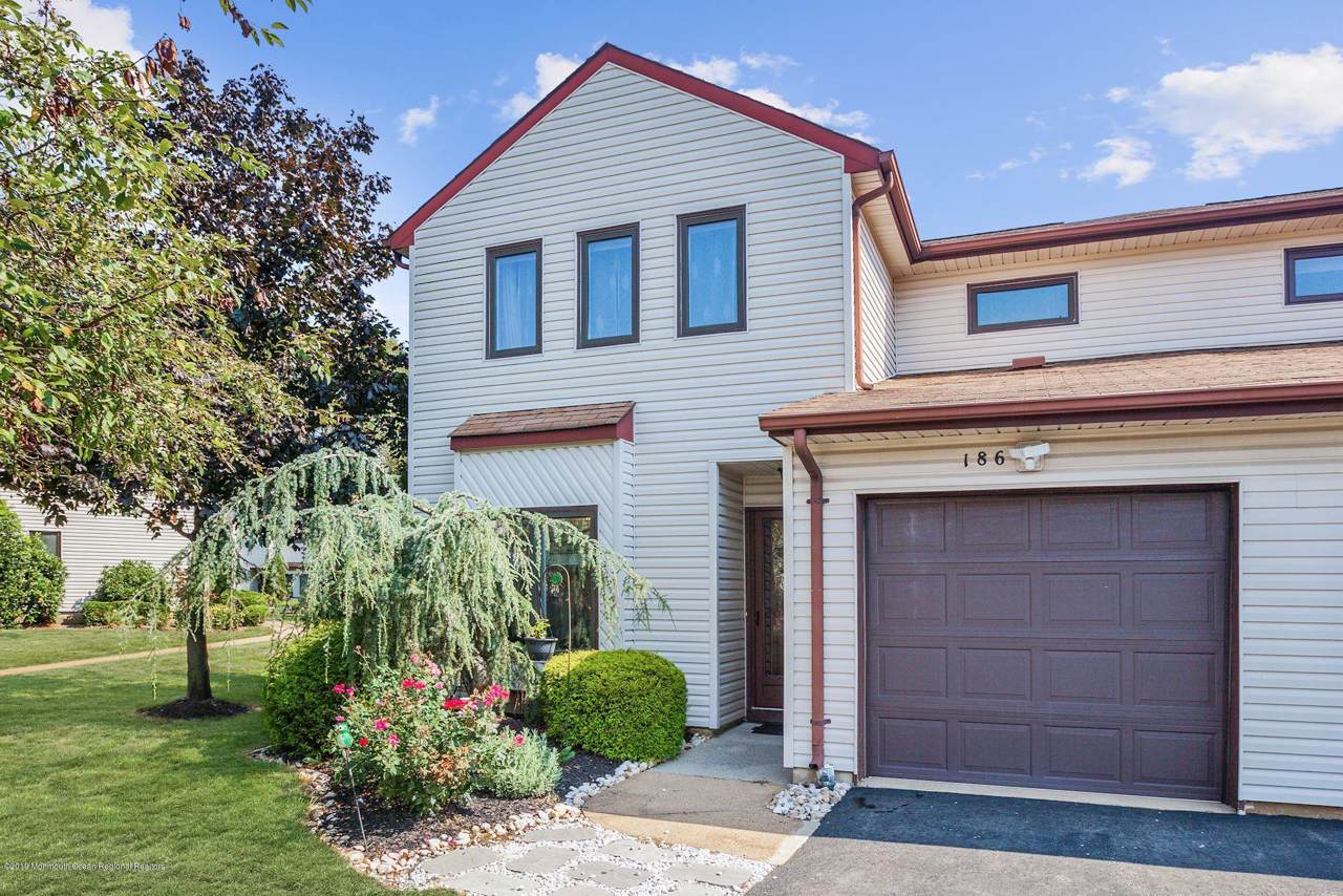 186 Pear Drive - Photo 1